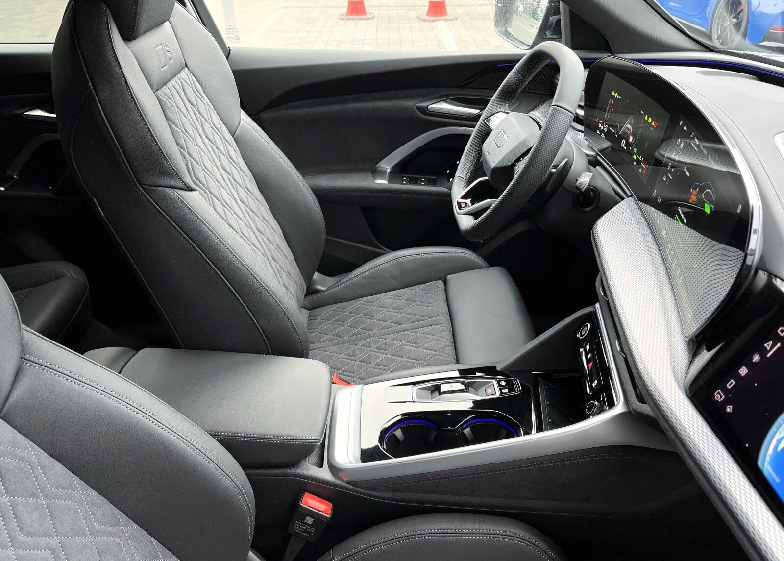 Nouveau Audi Q5 Sportback e-Hybrid Quattro 299ch S-Tronic 7