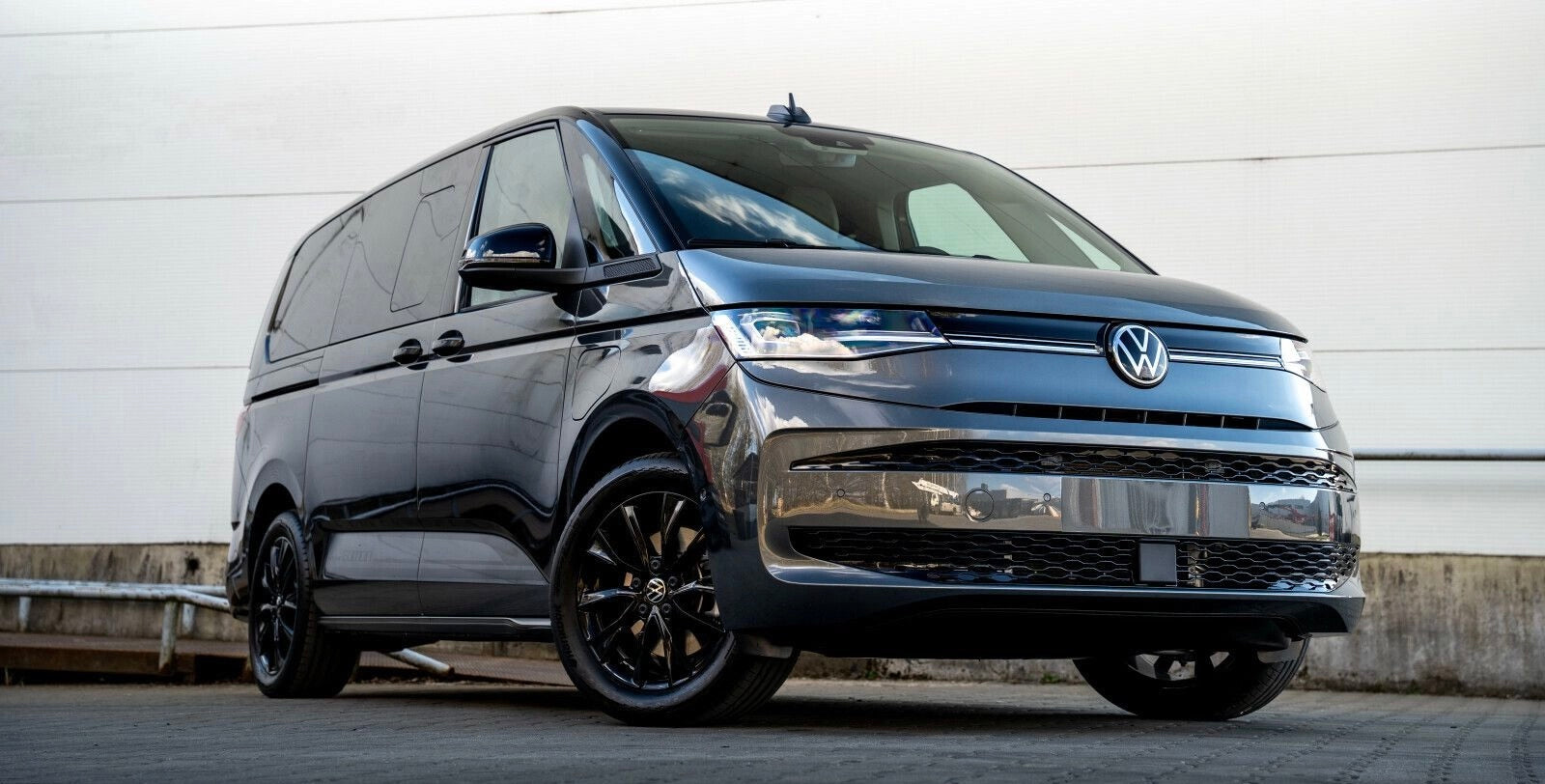 Volkswagen T7 Multivan Edition 4motion Courtierautomobile