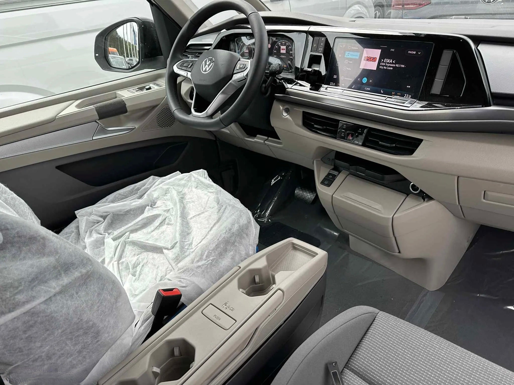 Nouveau VW T7 California Beach en 6 places Tdi 150 DSG-7