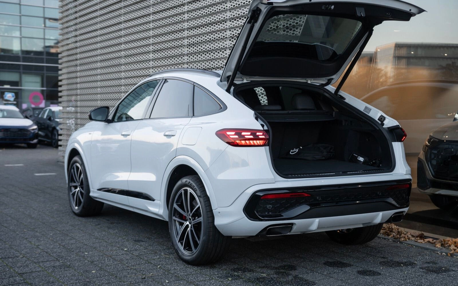 Nouvelle Audi Q5 Sportback eHybrid 299ch Quattro S-Tronic