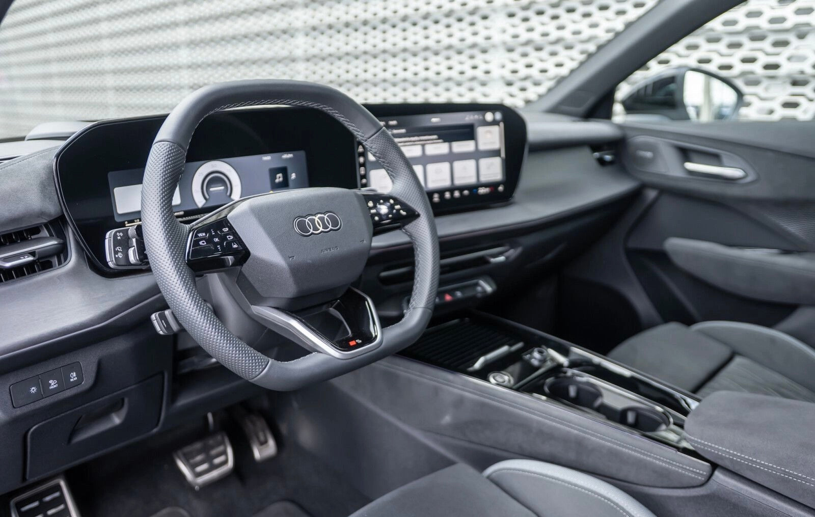 Nouveau Audi Q3 Sportback eHybrid 272ch S-Line full Options