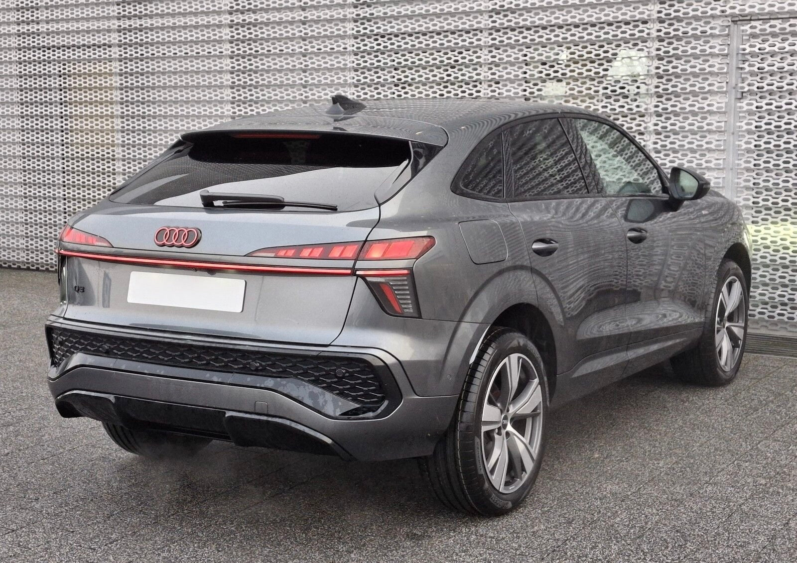 Nouvelle Audi Q3 Sportback TFSI 150ch S-Tronic 7 Toit ouvrant