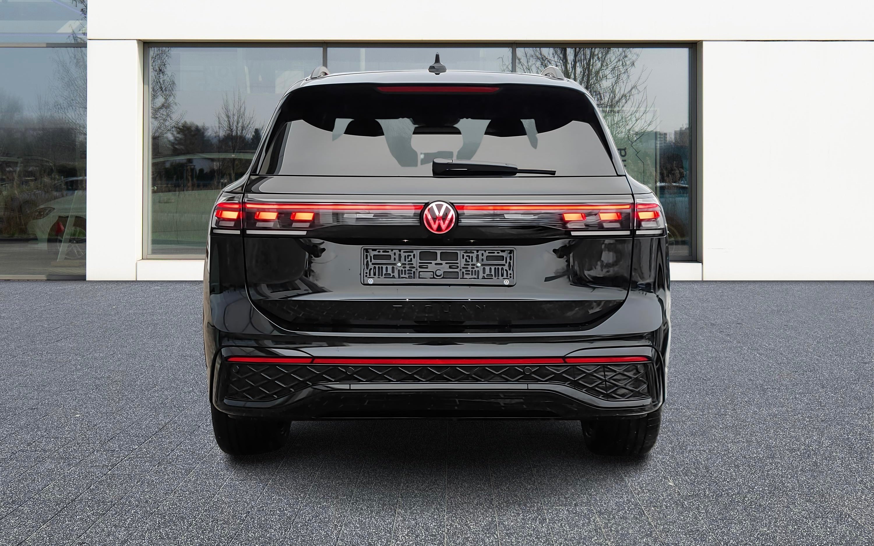 Nouveau VW Tiguan R-Line 272ch eHybrid Rechargeable neuf
