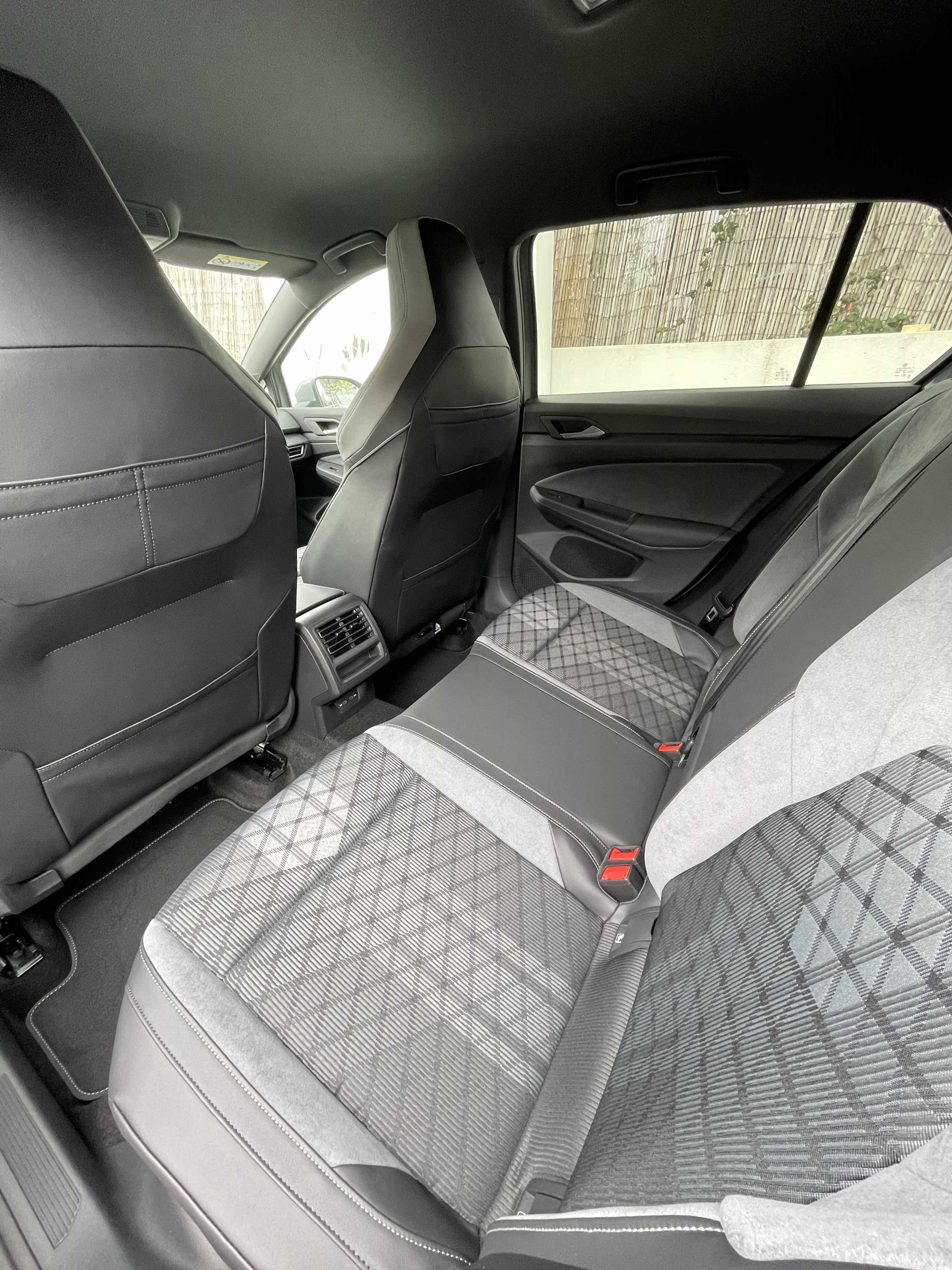 Volkswagen Golf 8 Tsi 150ch R-Line Courtierautomobile