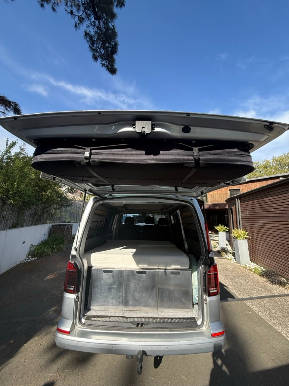 Volkswagen T6.1 Transporter Edition Bulli