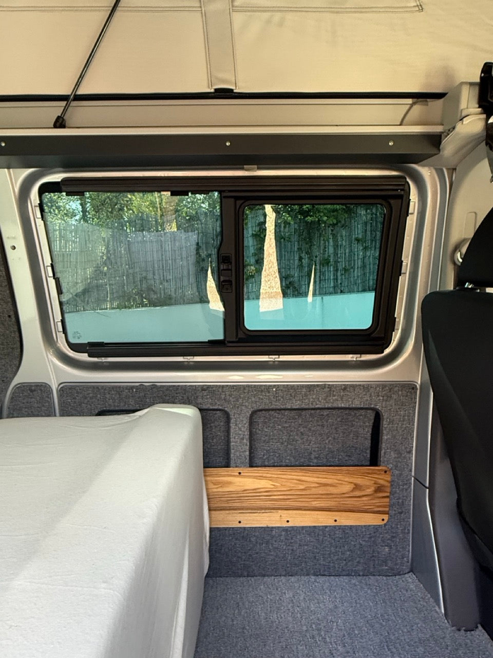 Volkswagen T6.1 Transporter Edition Bulli