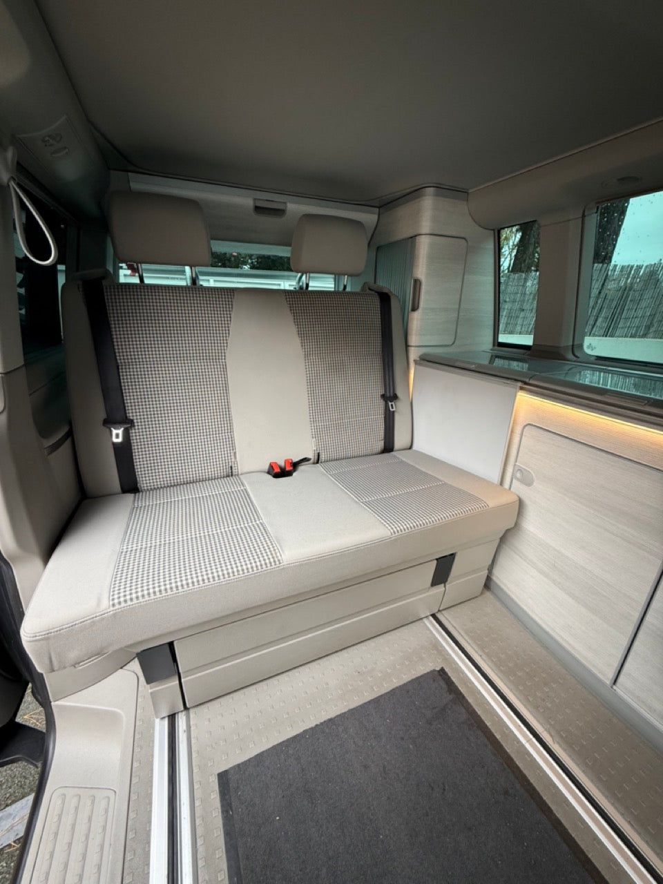 VW T6 California Coast 2.0 Tdi 150 DSG-7